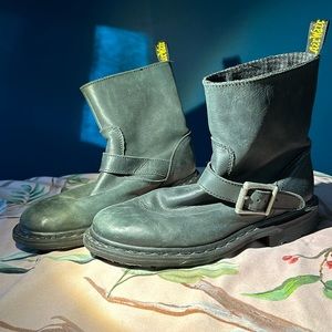 Dr. Marten AirWair Combat Style Rider Boots - Sz 8 Men’s, Women’s Sz 9.5 - 10